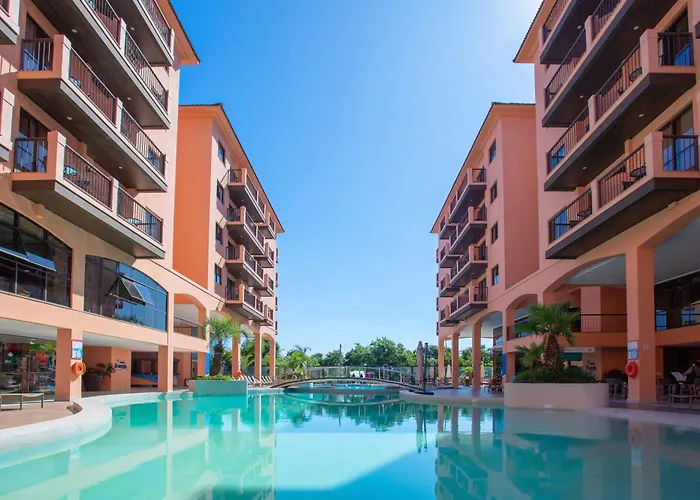 Jurerê Beach Village - OFICIALHotel Florianopolis